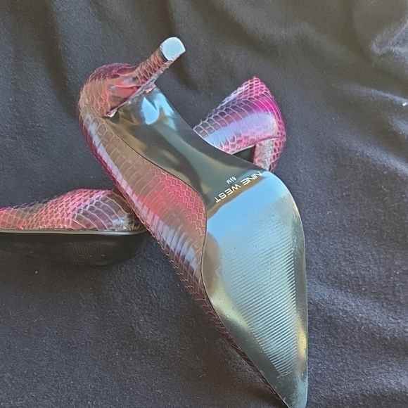 Nine West Purple, Black Fucia Snake Print Heels - Picture 5 of 7